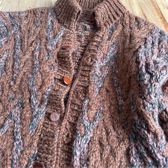 Vintage Cardigan Chunky Wool Oversized Sweater Unisex - Picture 5 of 6